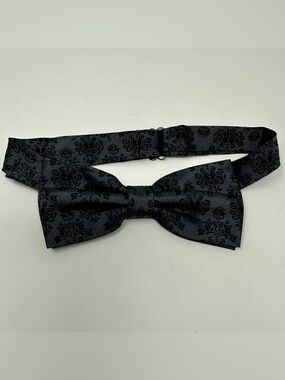 Haunted Mansion Wallpaper Self-Tie Bow Tie Disney